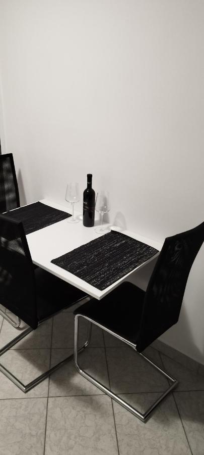 Apartma B & O Idrija Eksteriør billede